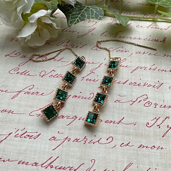 MAY SPECIAL…Emerald Green Rhinestone Threader Earrings.  Sophistication - Picture 6 of 7